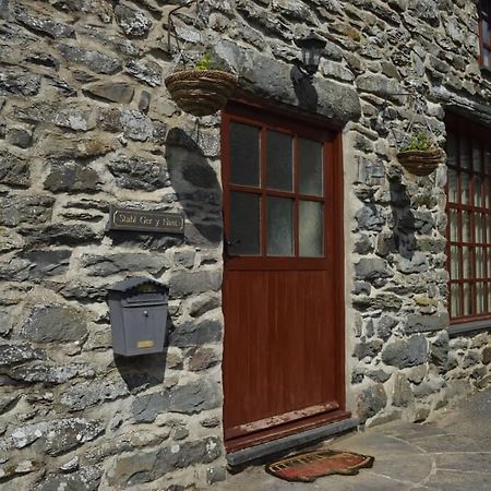 Stabl Yr Nant Pentrefoelas Exterior foto